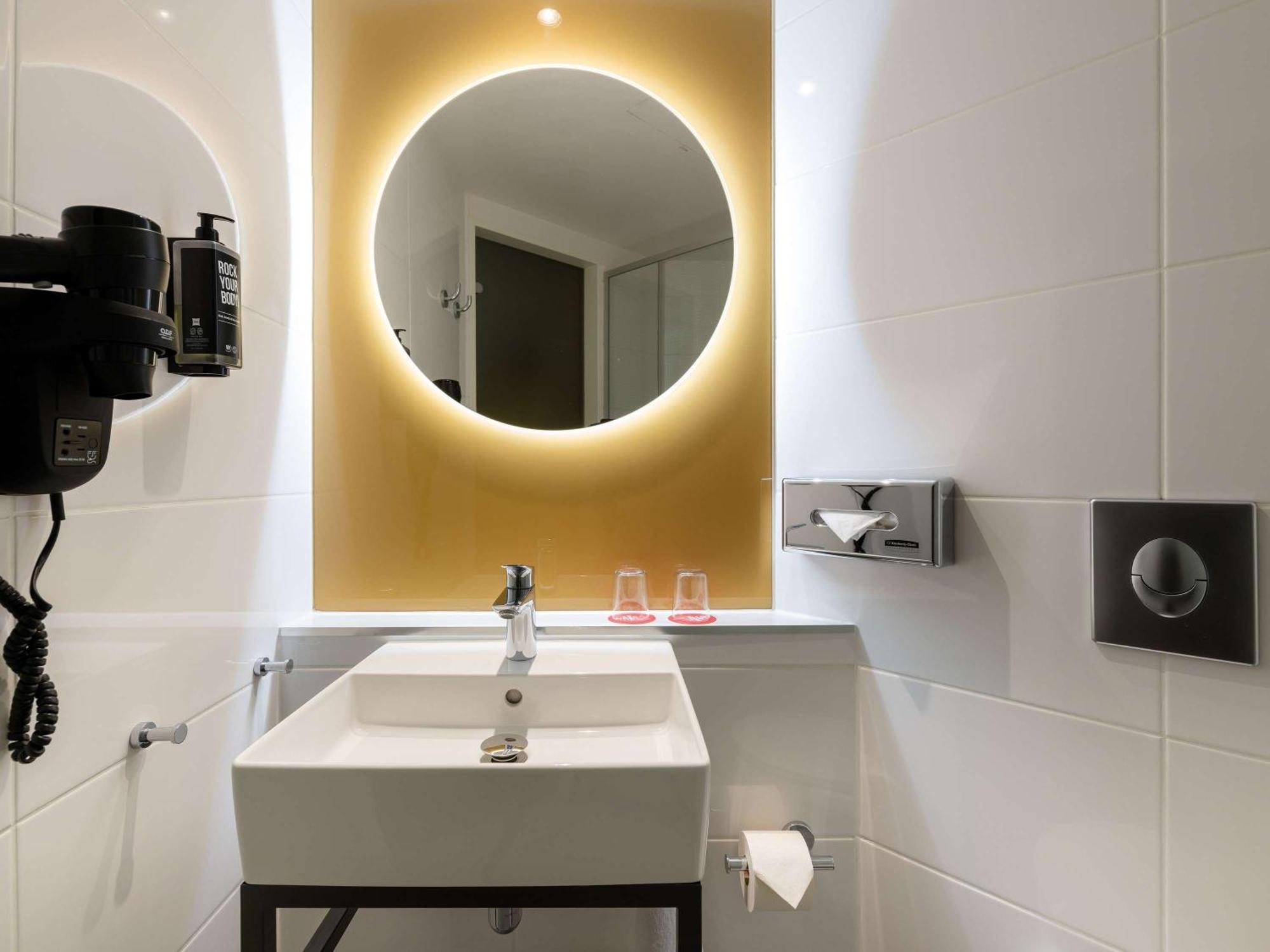 Hotel Ibis Kurfuerstendamm 3*